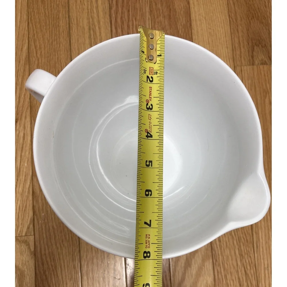 Stonewall Kitchen Batter Bowl Mix Pour Spout Melamine Non-Slip Base Pine Cones